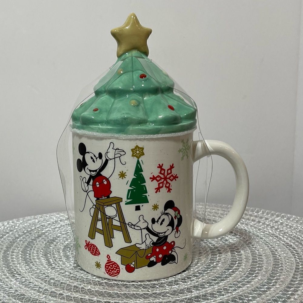 Disney Mickey Mouse Christmas Mug with Christmas Tree Lid NWT